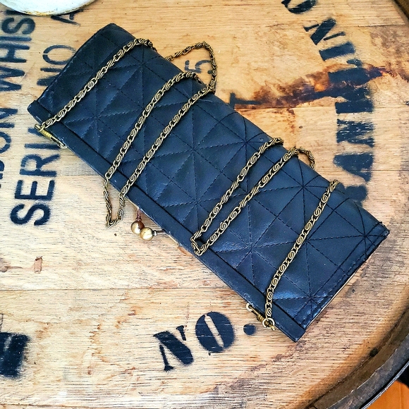 Vintage Leather Clutch/Crossbody Purse - Picture 4 of 8